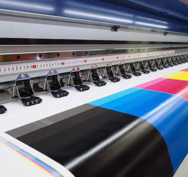 Large Scale Printing Saj Sign & Graphics